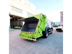 Garbage compactor truck 2